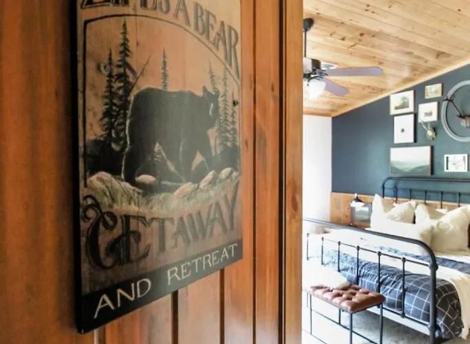 Holiday home Billy Creek Luxury On The Creek - Sleeps 18! *