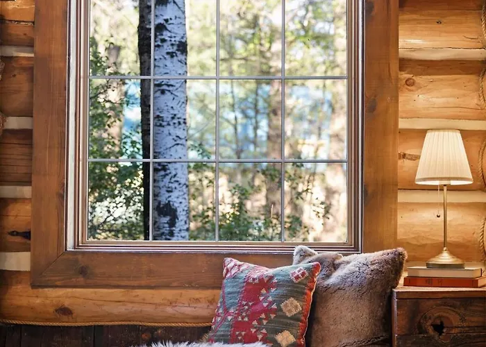 Billy Creek Luxury On The Creek - Sleeps 18! Holiday home