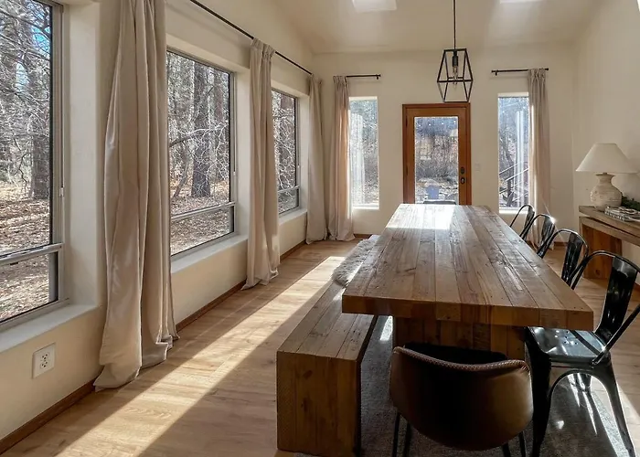 Billy Creek Luxury On The Creek - Sleeps 18! Holiday home *
